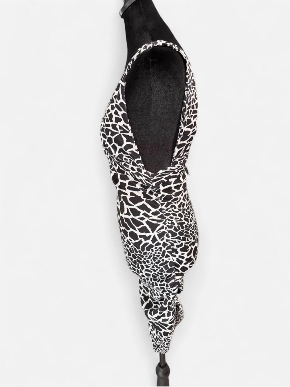 ASOS Black & White Animal Print V-Neck Midi Dress NWT Size 4 - Picture 3 of 6
